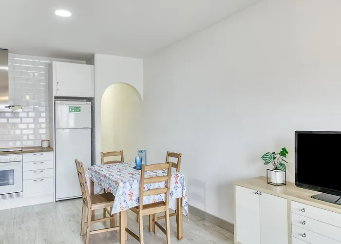 Sant Mauricio Apartmán *